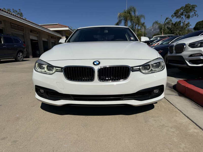 2018 BMW 3 Series 320i