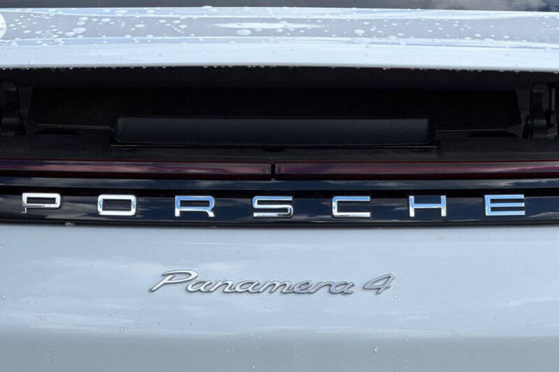 2020 Porsche Panamera
