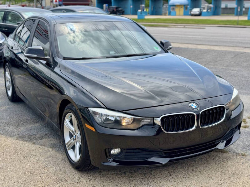 Used 2014 BMW 3 Series 320i with VIN WBA3C3C59EP660854 for sale in Chesapeake, VA