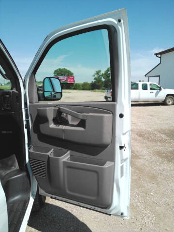 2017 Chevrolet Express 2500