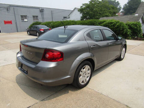 2013 Dodge Avenger SE
