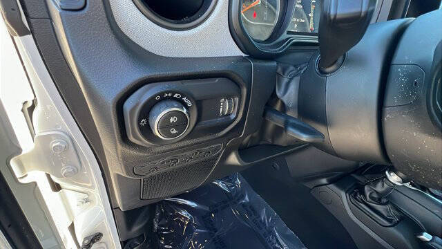 2024 Jeep Gladiator Sport S