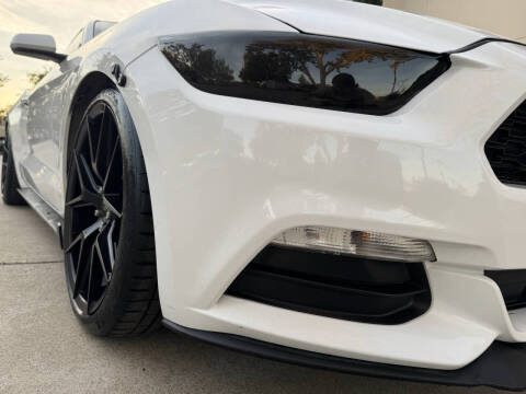 2016 Ford Mustang V6