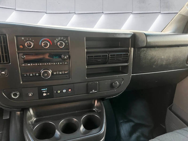 2020 Chevrolet Express 2500