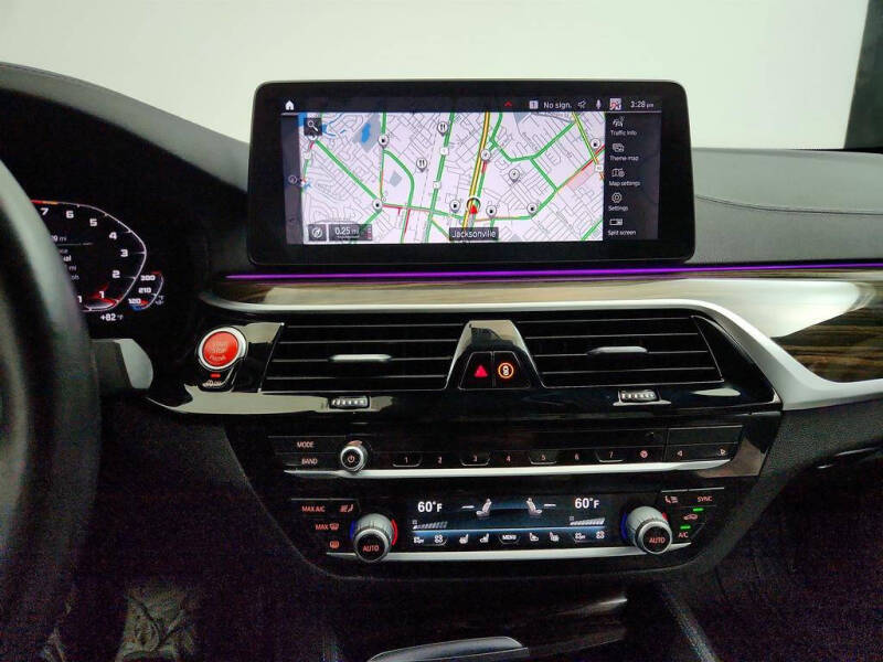 2022 BMW M5