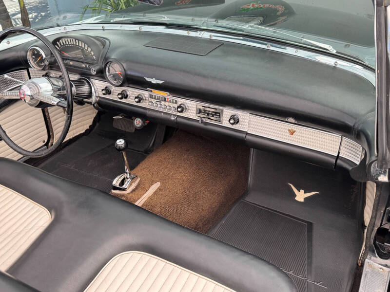 1955 Ford Thunderbird