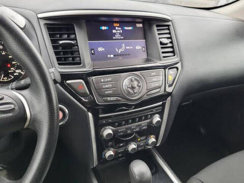 2020 Nissan Pathfinder S