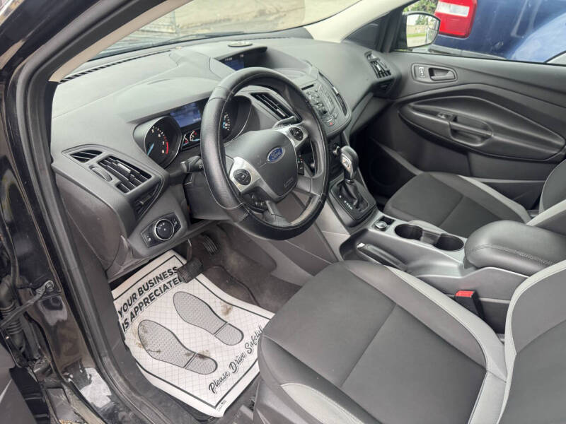 2014 Ford Escape S