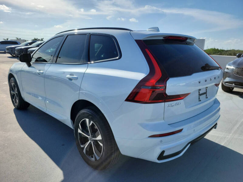 2026 Volvo XC60 B5 Core