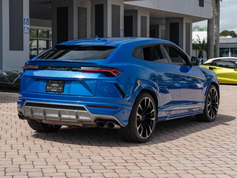 2020 Lamborghini Urus