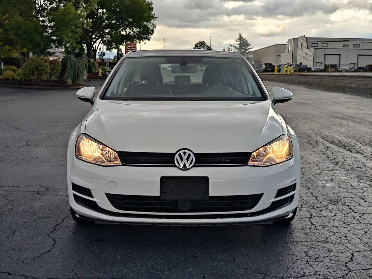 2017 Volkswagen Golf for sale at Alpha Auto Sales in Auburn, WA