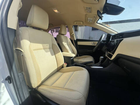 2017 Toyota Corolla LE