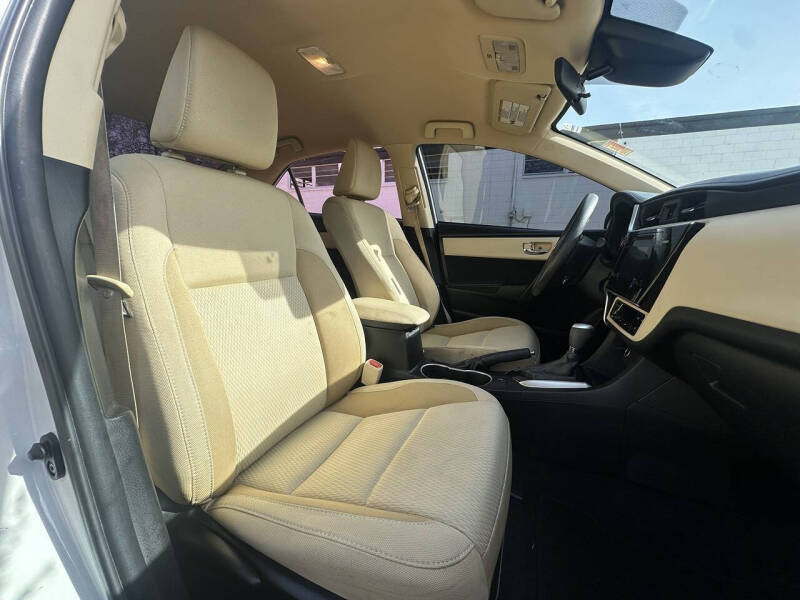 2017 Toyota Corolla LE