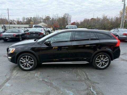 2017 Volvo V60 Cross Country T5 Premier