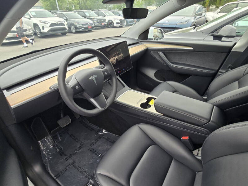 2023 Tesla Model Y Long Range