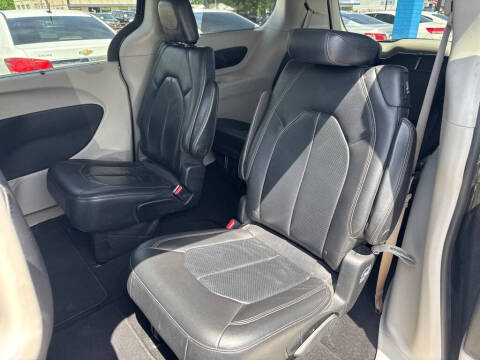 2018 Chrysler Pacifica Touring L