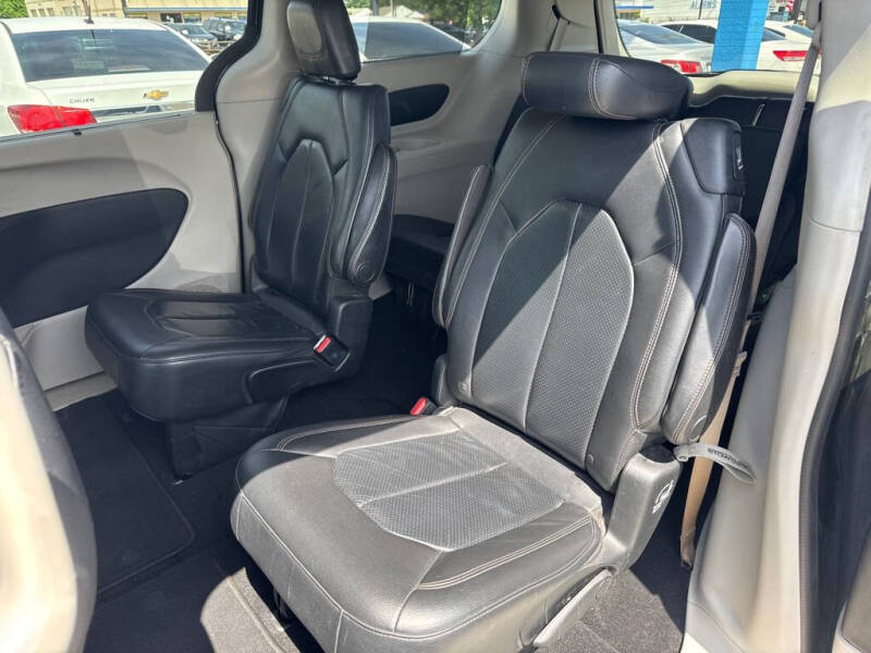 2018 Chrysler Pacifica Touring L