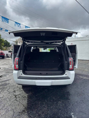 2019 GMC Yukon XL SLT