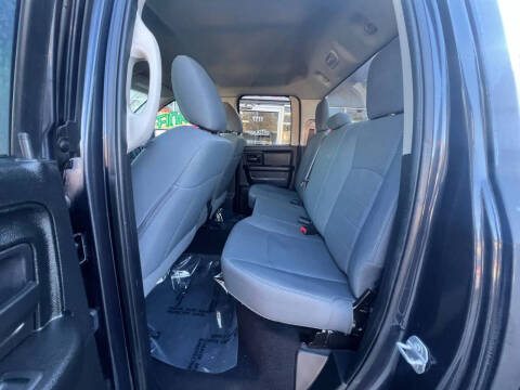 2017 RAM 1500 Express