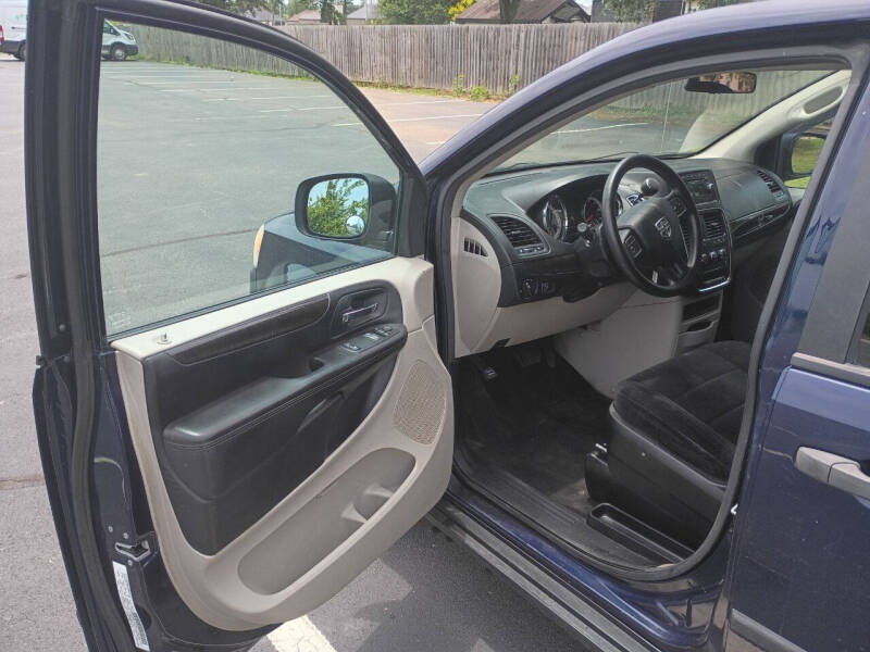 2013 Dodge Grand Caravan SE