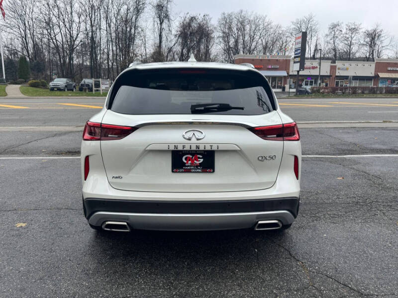 2019 Infiniti QX50 Essential