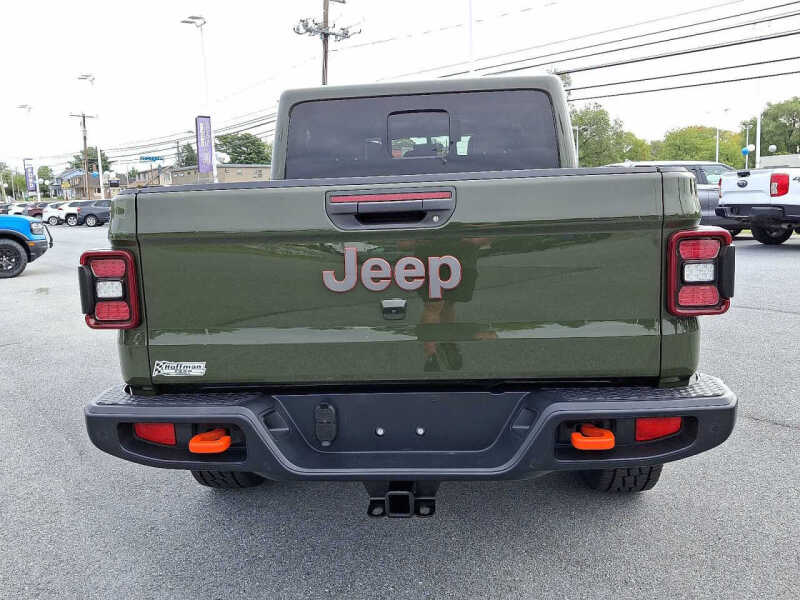 2021 Jeep Gladiator Mojave