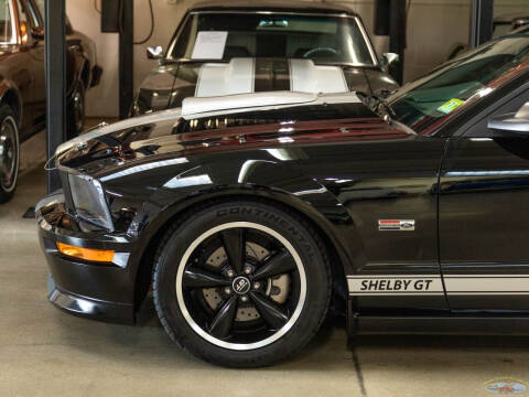 2007 Ford Mustang GT Deluxe