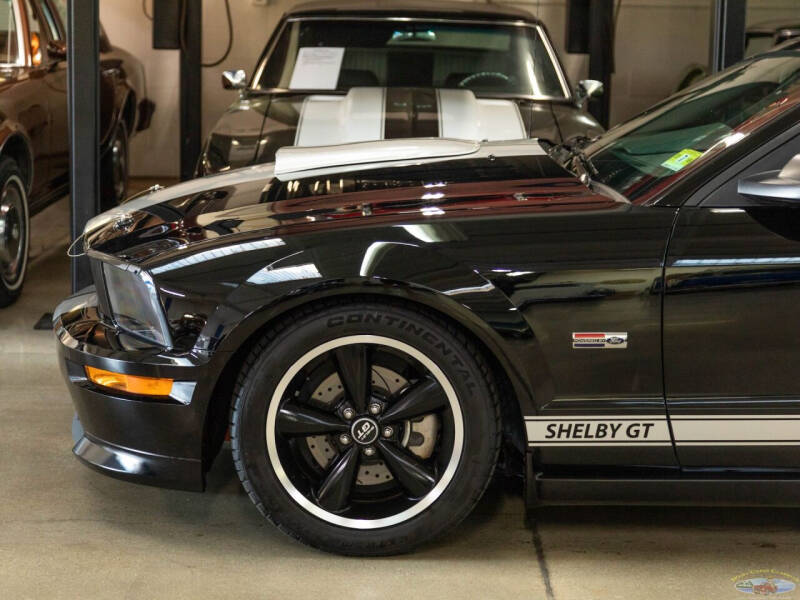 2007 Ford Mustang GT Deluxe
