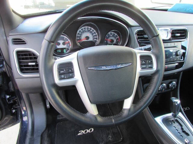 2012 Chrysler 200 Touring