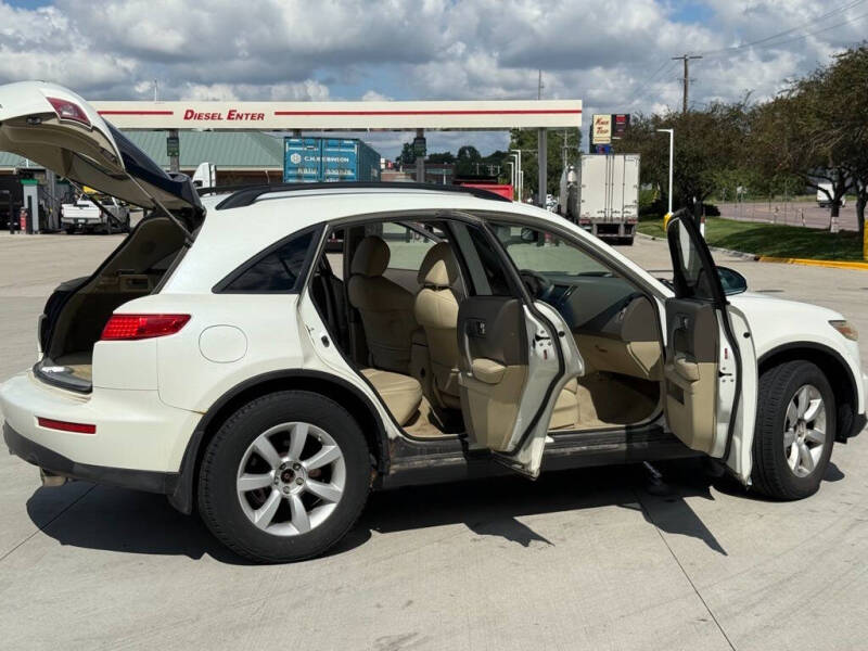 2006 Infiniti FX35