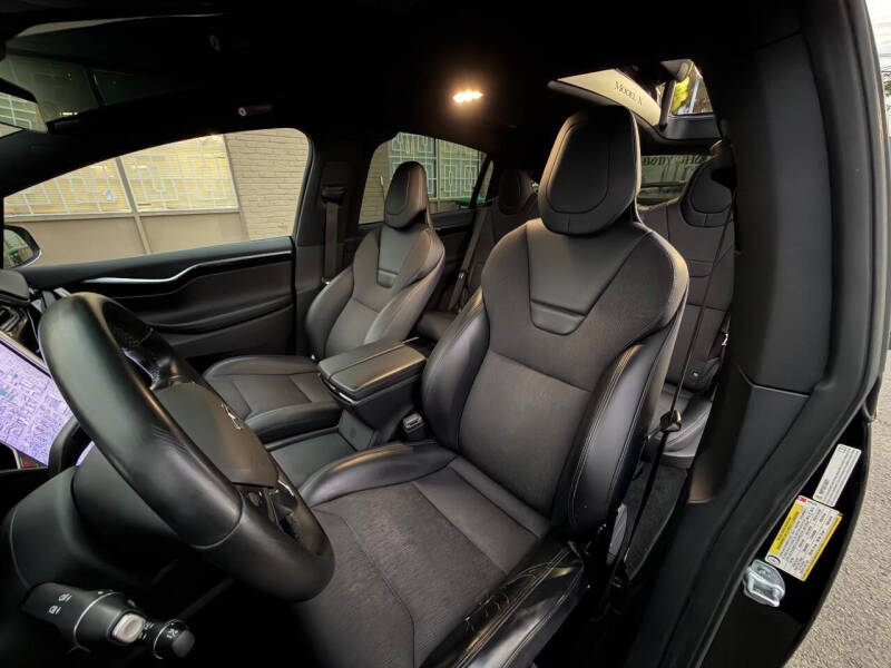 2016 Tesla Model X 75D