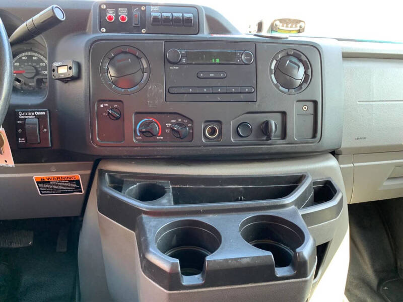 2019 Ford E-Series