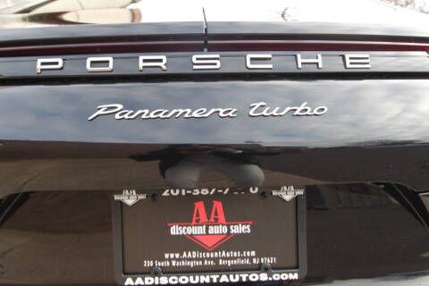 2017 Porsche Panamera Turbo