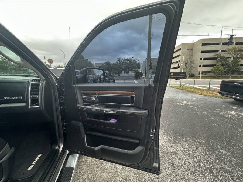 2014 RAM 1500 Laramie