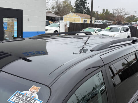 2017 Toyota Sienna SE 8-Passenger