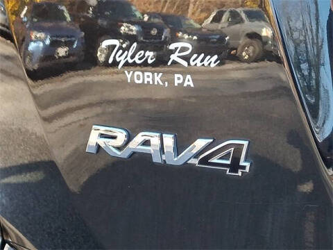 2016 Toyota RAV4 Hybrid XLE