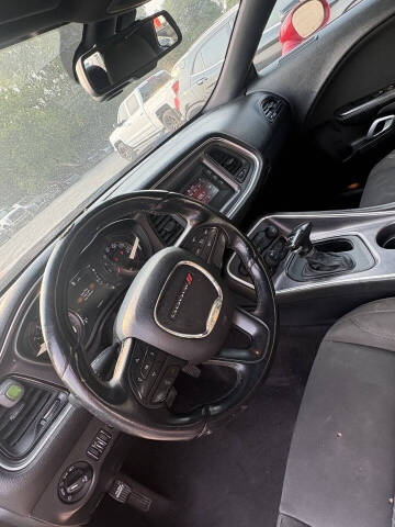 2016 Dodge Challenger SXT