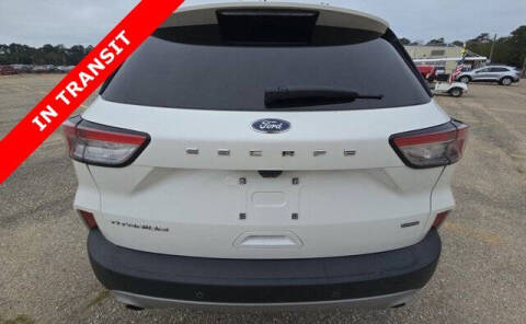 2020 Ford Escape Hybrid Titanium