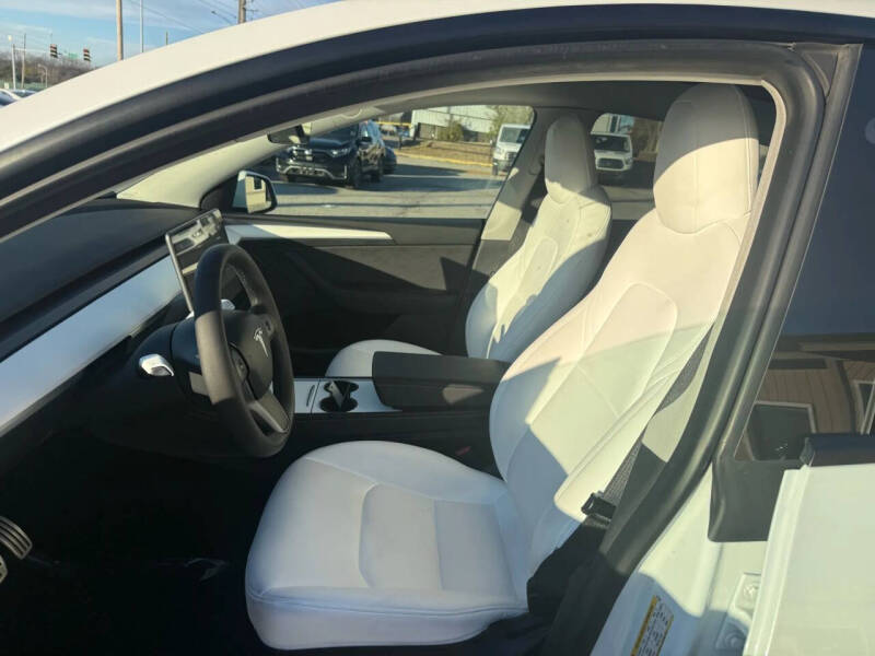 2023 Tesla Model Y Performance