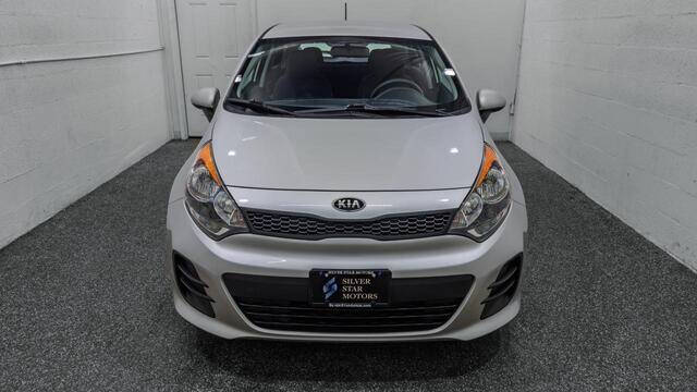2016 Kia Rio 5-Door LX