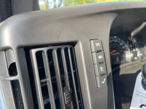 2025 Chevrolet Express 2500