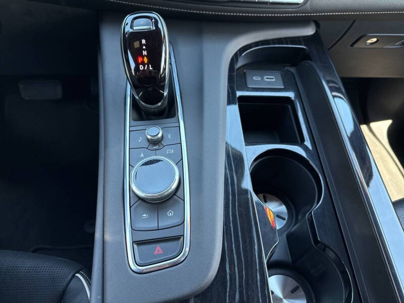 2023 Cadillac Escalade ESV Sport