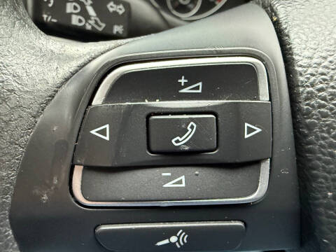 2014 Volkswagen Passat 1.8T S PZEV