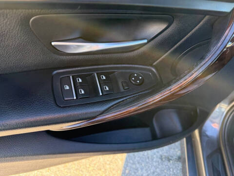 2016 BMW 3 Series 320i xDrive