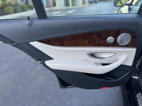 2017 Mercedes-Benz E-Class E 300 4MATIC