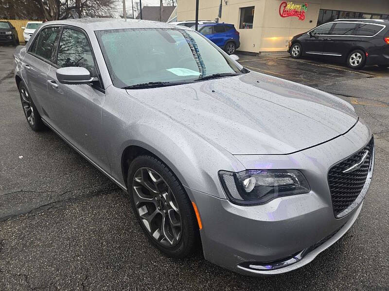 2017 Chrysler 300