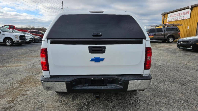 2012 Chevrolet Silverado 1500 LT photo 4