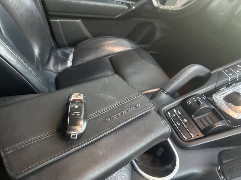 2012 Porsche Cayenne Tiptronic