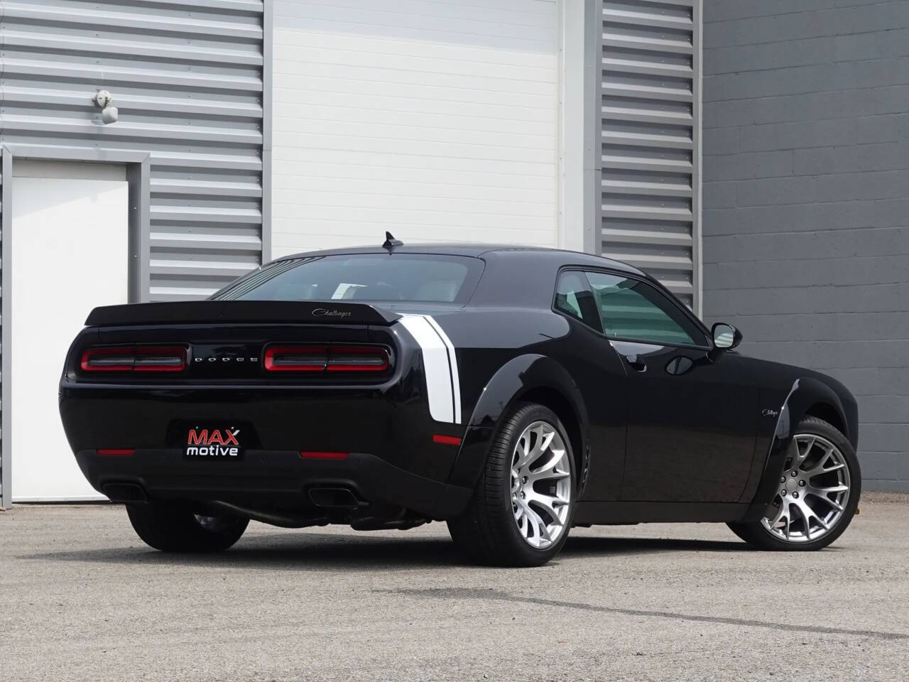 2023 Dodge Challenger 118
