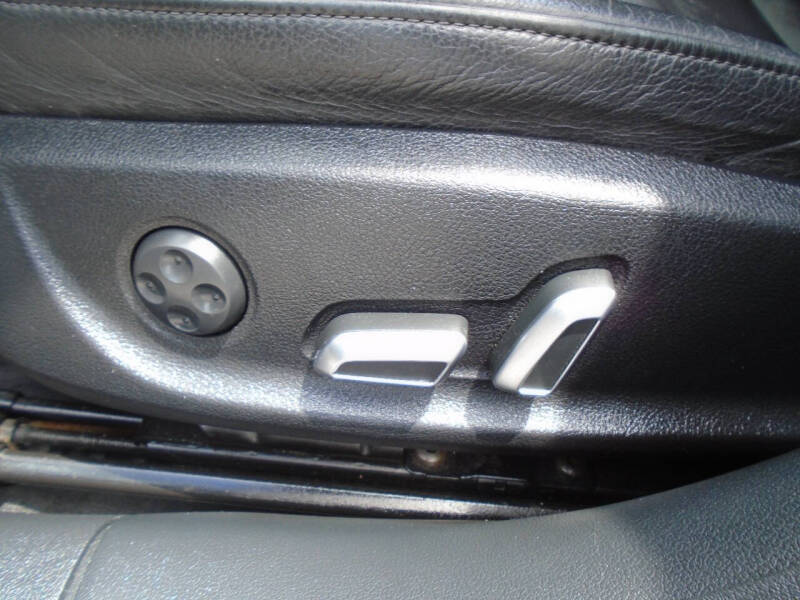 2016 Audi A4 2.0T quattro Premium